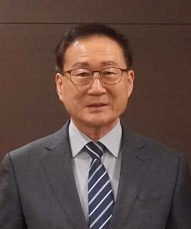 고문 — 윤세기